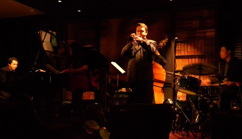 Jazz at Niu's on Silom (photo credit: restaurantdiningcritiques.com)