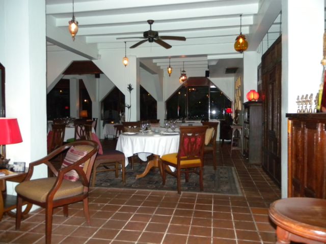 Interior Dining Room, Cafe Siam (image credit: restaurantdiningcritiques.com)
