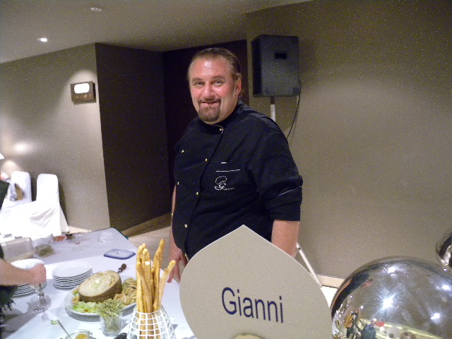 Gianni, Gianni Restaurant