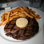 Les Bouchons Steak Frites