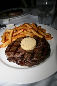 Les Bouchons Steak Frites